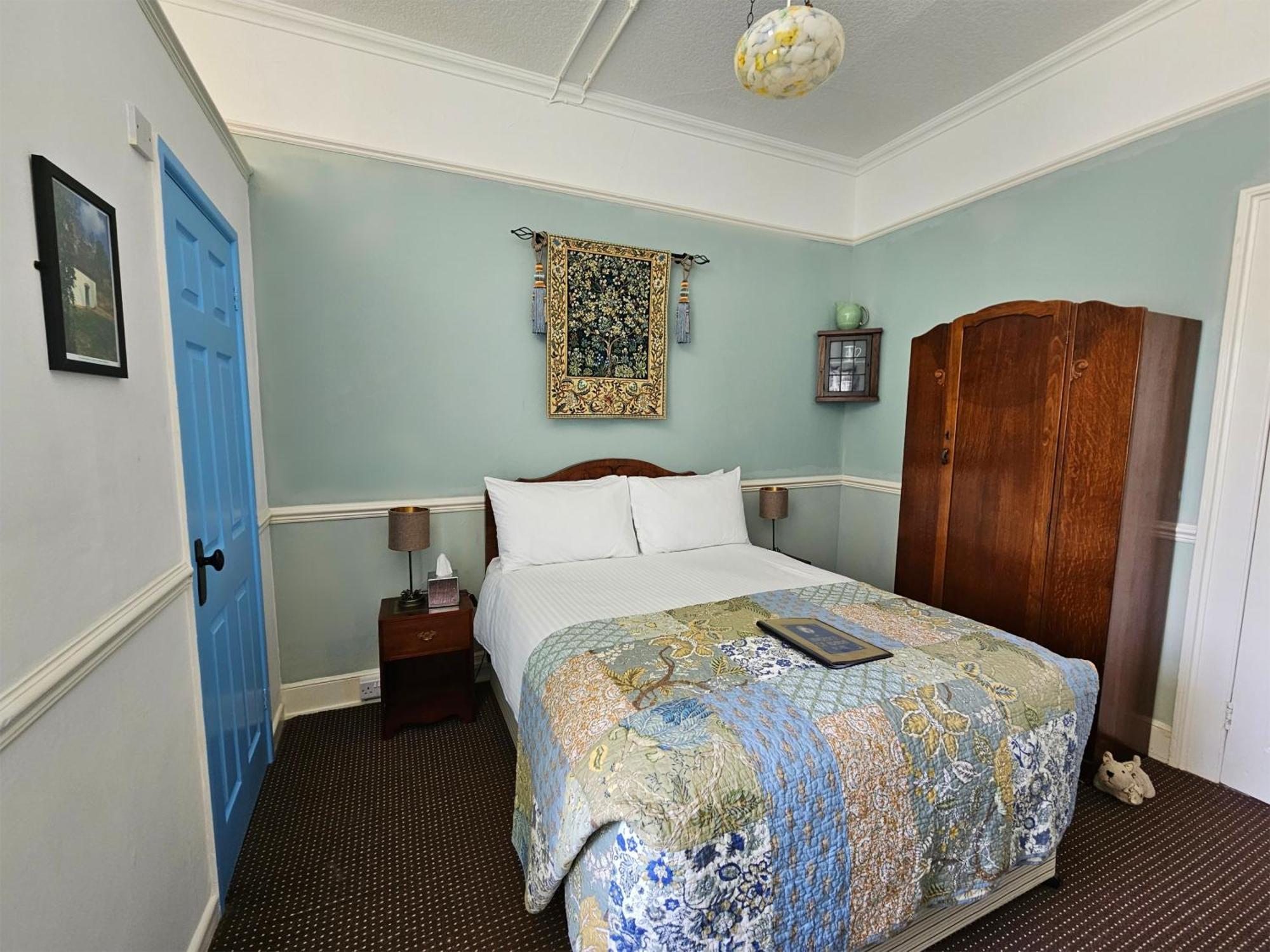 The Lawrence Of Arabia Hotel Weymouth Room photo